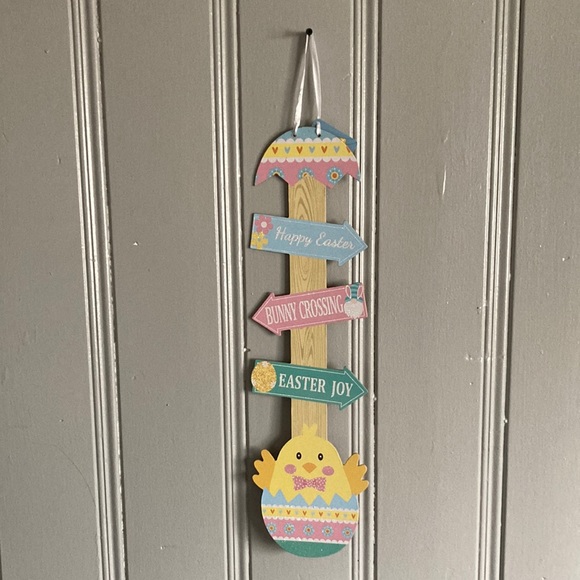 2/$20 NWT Beautiful Wooden Glittered Whimsical Easter Directional 🐥 Decor Sign - Picture 9 of 17